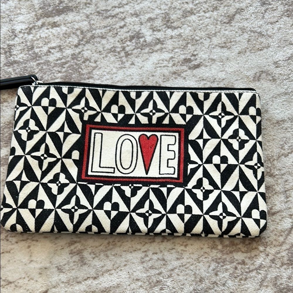 Brighton Black and White canvas
LOVE Clutch/cosmetic bag